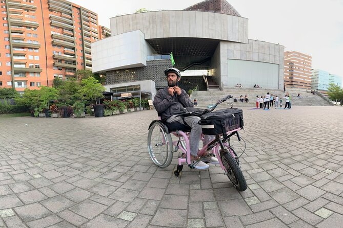 Matt Experience - Medellin From Another Perspective - Exploring Medellin From a Fresh Angle