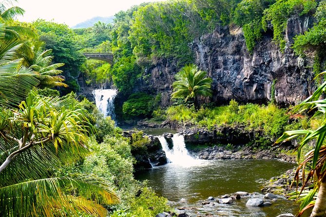 Maui Adventure Bundle: 6 Epic Audio Driving Tours, Including Road to Hana - Offline Map and GPS-Activated Playback
