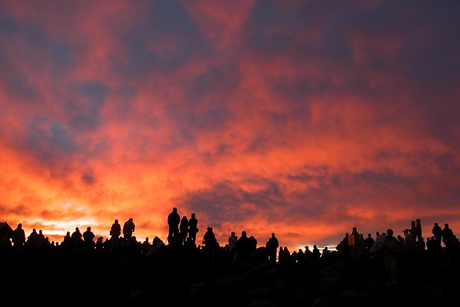 Maui Haleakala Sunrise Downhill Bike Tour With Mountain Riders Rated #1 - Meeting and Pickup