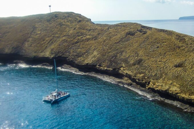 Maui: Molokini Snorkel and Performance Sail With Lunch - Hands-on Sailing Experience