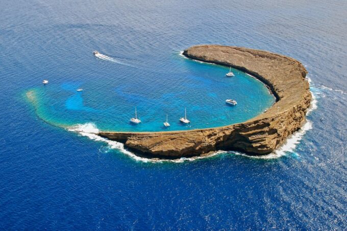 Maui: Molokini Snorkel and Performance Sail With Lunch - Mauis Natural Wonders