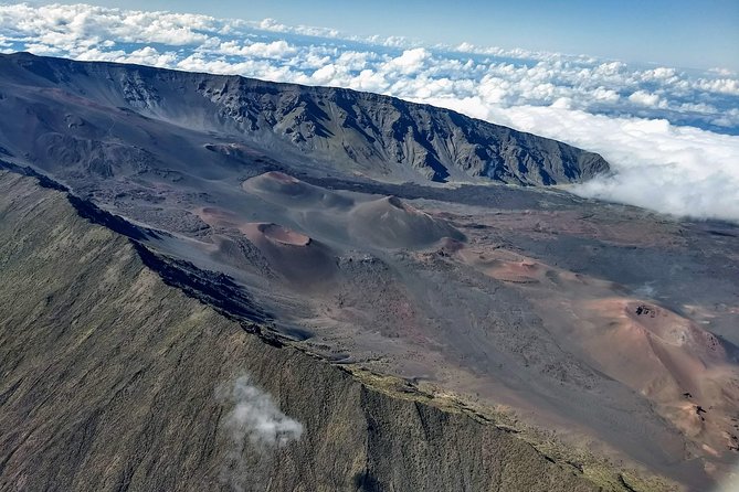 Maui -PRIVATE-VIP- Air Tour: Volcano Crater: Haleakala: (2-5 Max) - Booking Details