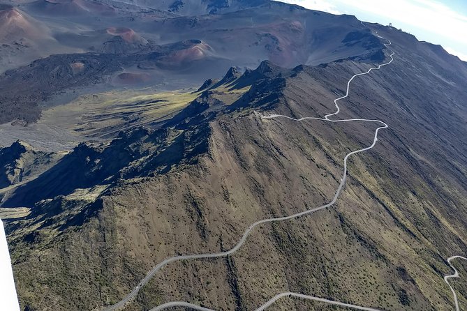 Maui -PRIVATE-VIP- Air Tour: Volcano Crater: Haleakala: (2-5 Max) - Pricing Information