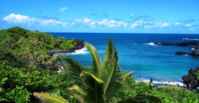 Maui: Road to Hana Waterfalls Tour With Lunch - Pickup and Drop-off