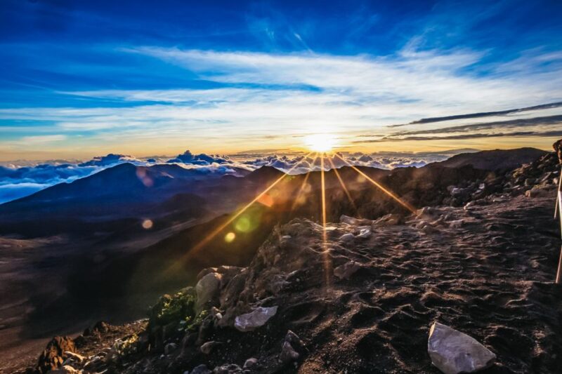 Maui: Sunrise & Breakfast Tour to Haleakala National Park - Breathtaking Sunrise