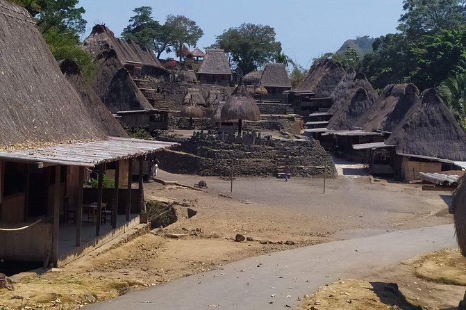 Maumere to Labuan Bajo Flores Overland Tour 7 Days Car Trip - Key Points