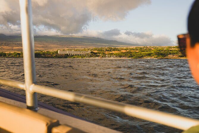 Mauna Kea Signature Sunset Coastline Cruise - Cancellation and Weather Considerations