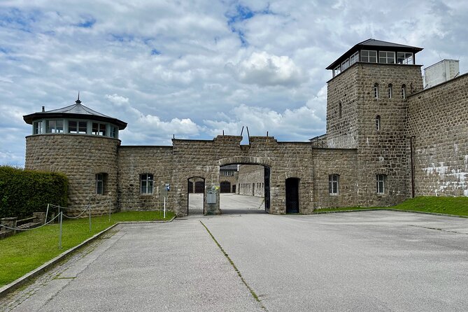 Mauthausen Concentration Camp Day Trip From Vienna - Exploring Mauthausen Memorial