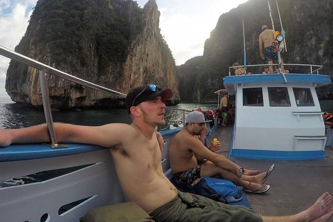 Maya Bay Sleep Aboard Tour From Phi Phi - Included Amenities