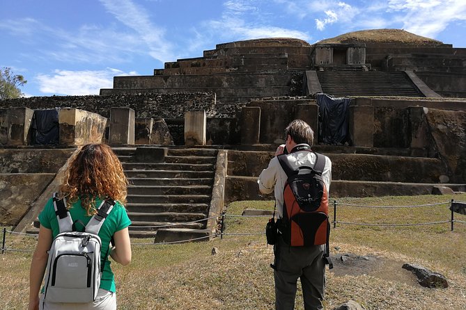 Maya Ruins in El Salvador : Joya De Ceren, San Andres, Tazumal, Chalchuapa, Lake - Highlights of Joya De Cerén