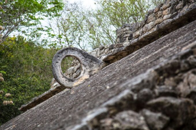 Mayan Majesty: Chichen Itza & Coba Self-Guided Audio Tour - Exploring Chichen Itza