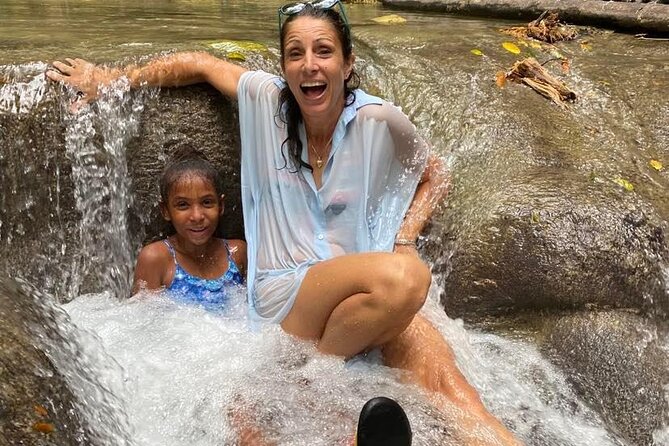 Mayfield Falls With French Tour Guide - Experience Highlights