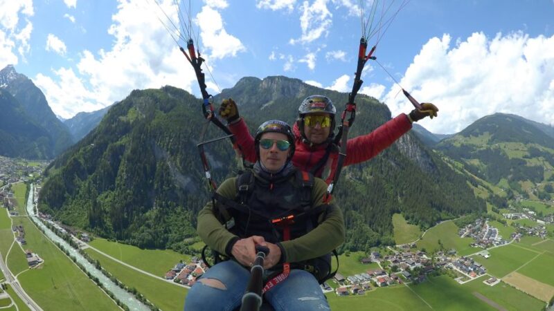 Mayrhofen: High Flight Over the Mountains of Mayrhofen - Key Points
