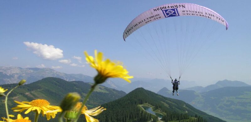 Mayrhofen: Paragliding Flight Experience Over Mountains - Meeting Point and Recommended Attire