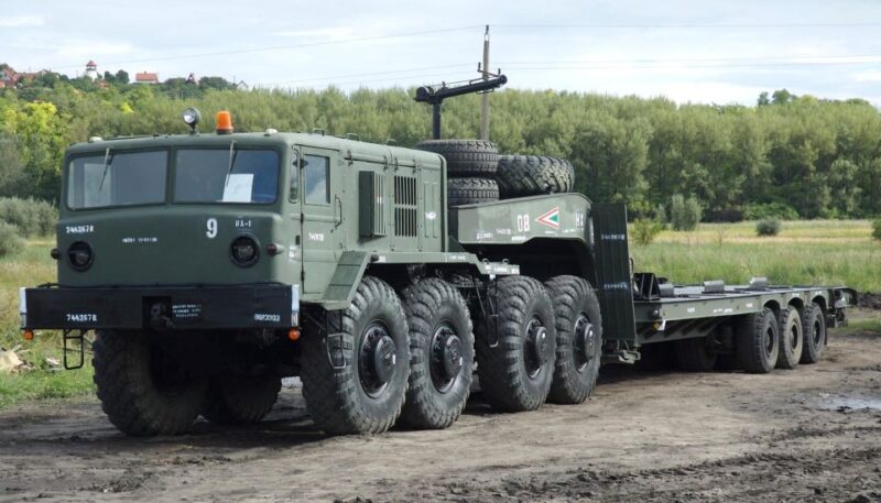 MAZ-537 Driving Experience - Historical Context
