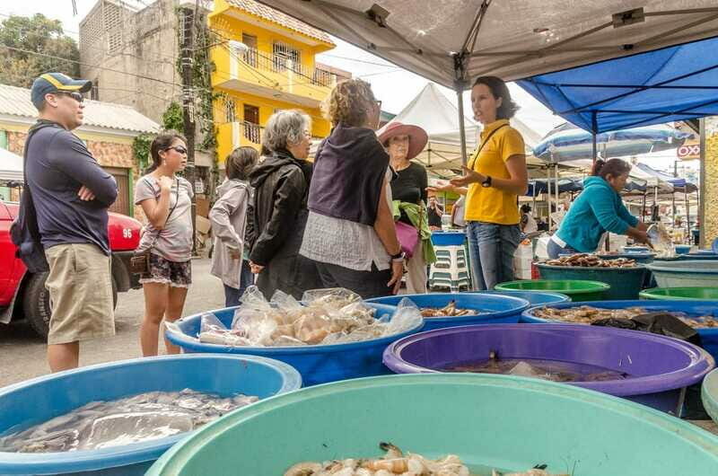 Mazatlan: Barrio Bites Tour in a Traditional Taxi - Price and Value