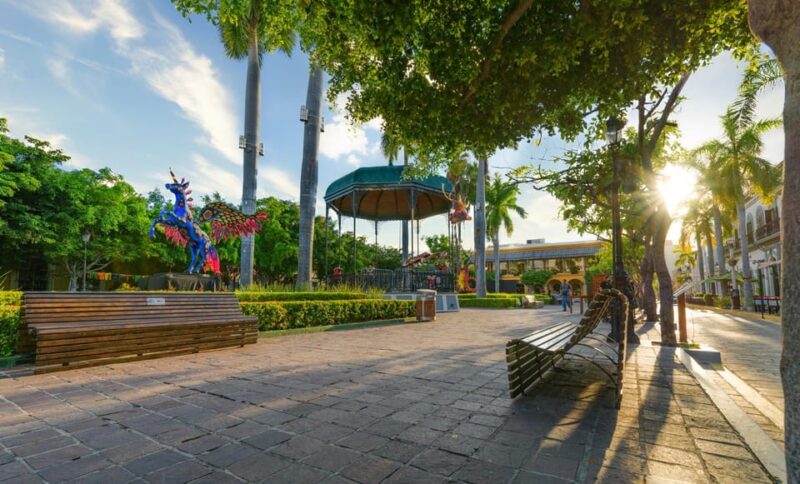 Mazatlan: Old Town Sightseeing and Golden Zone - Key Points