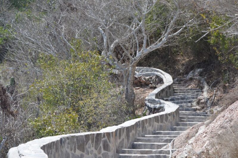 Mazatlan: the Faro Lighthouse Tour With Free Digital Photos - Tour Duration and Languages