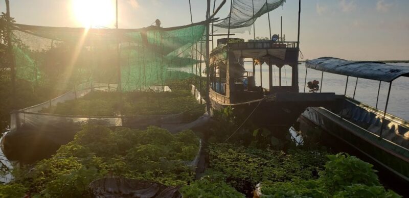 Mechrey Floating Village With Kayaking or Paddle Boat HD - Good To Know