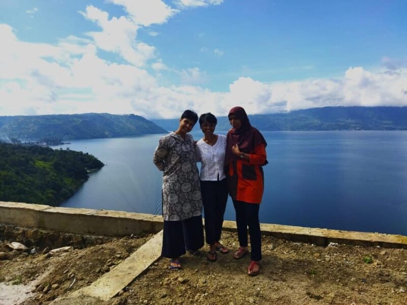 Medan 5 Days 4 Nights Samosir Berastagi Taman Simalem Resort - Included Meals