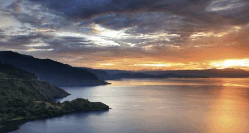 Medan: Car Rental With Airport Transfer & Local Tour - Private Car Rental Specifics