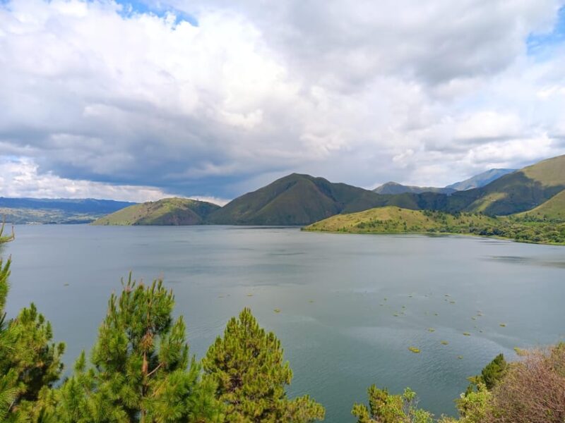 Medan-Lake Toba Tour - Pickup and Drop-off
