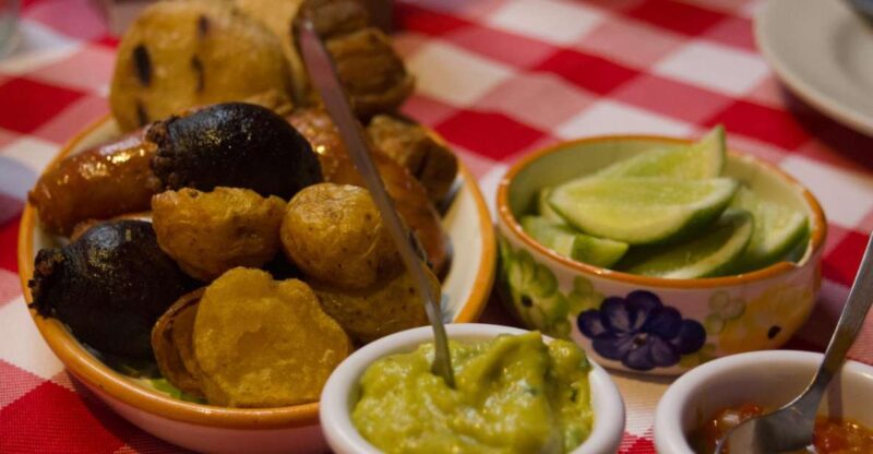 Medellín: 4-Hour Gastronomic Wonders Tour - Booking Details
