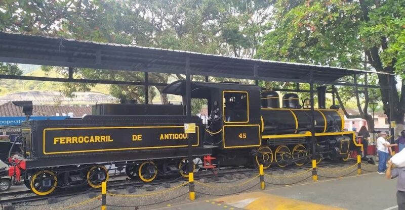 MEDELLIN: CISNEROS TOUR + SANTIAGO TOWNSHIP + FUNDA TUNNEL MUSEUM - Experience Summary
