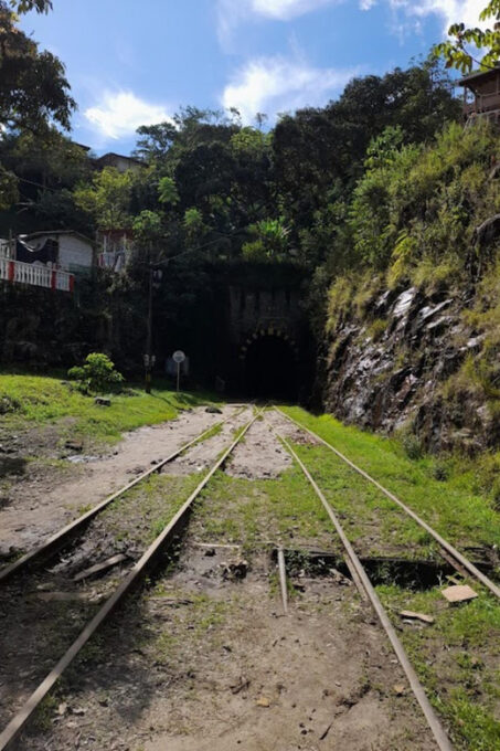 MEDELLIN: CISNEROS TOUR + SANTIAGO TOWNSHIP + FUNDA TUNNEL MUSEUM - Motorodillo Ride and Activities