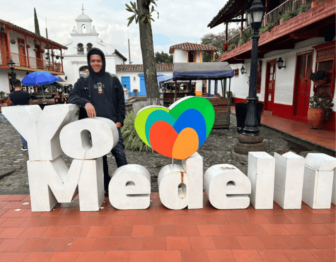 Medellín City Tour and Comuna 13 Experience - Recap