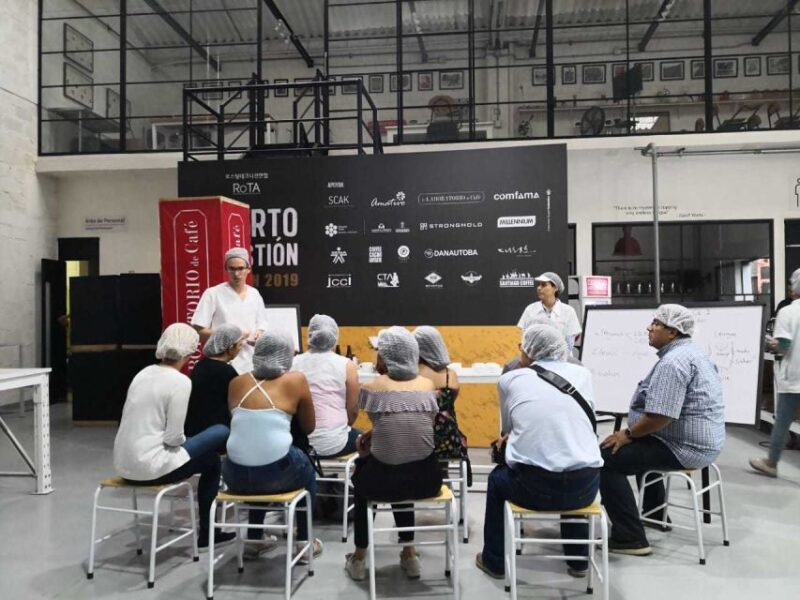 Medellin: Coffee Roaster and Tasting Lab Experience - Key Points