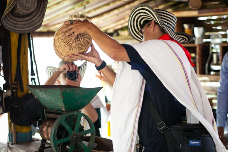 Medellin: Coffee Tour, Horseback Arrival, and Sugar Cane - Tour Itinerary and Activities