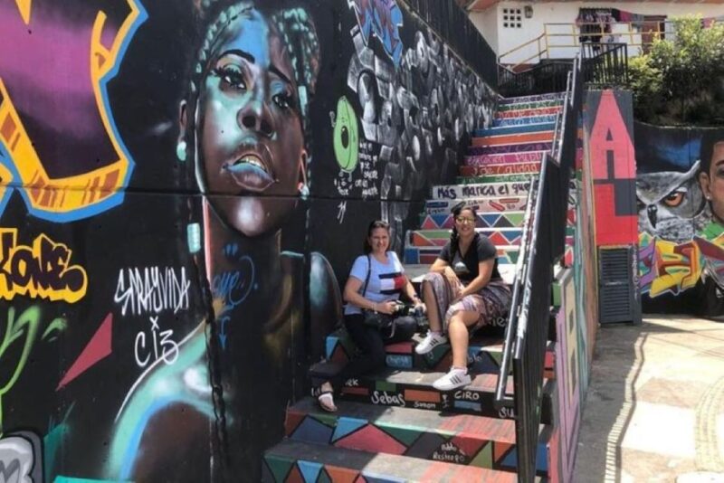 Medellín: Comuna 13 and Exotic Fruits Day Tour - Key Points