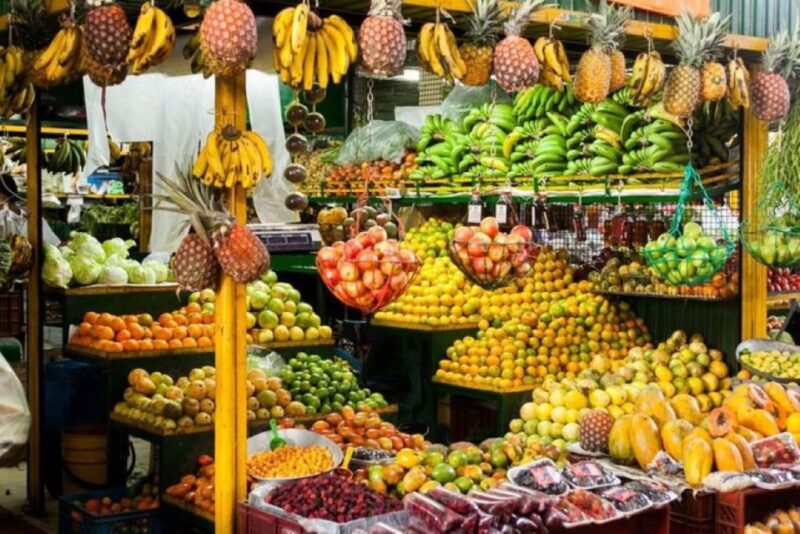 Medellín: Comuna 13 and Exotic Fruits Day Tour - Experience Highlights