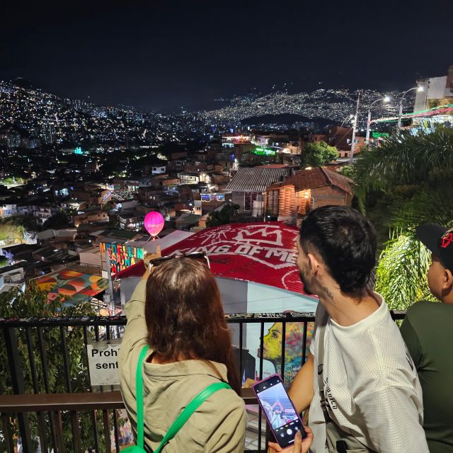 Medellín: Comuna 13 and Graffiti Guided Tour With a Local - Customer Ratings