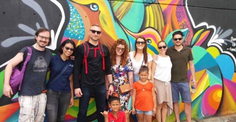Medellín: Comuna 13 District Tour With Cable Car Ride - Itinerary Details