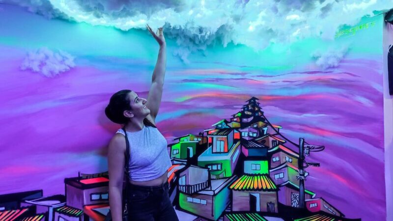 Medellin: Comuna 13 Graffiti Tour, Street Food and Cable Car - Tour Itinerary