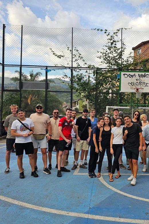 Medellín: Comuna 13 Graffiti Tour With Protein Shake Making - Historical Context and Social Transformation