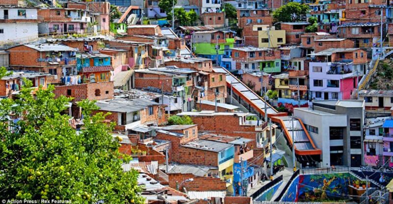 Medellín: Comuna 13 Struggle and Splendor - Key Points