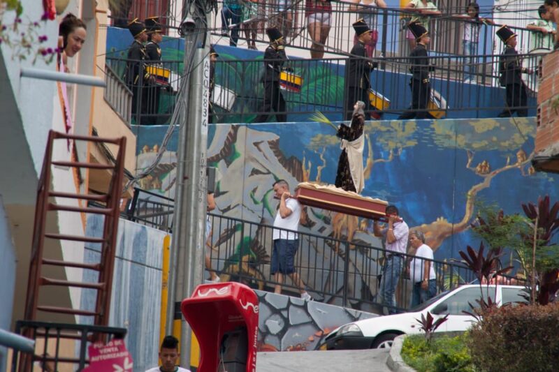Medellín: Comuna 13 Struggle and Splendor - Participant Experience and Reviews
