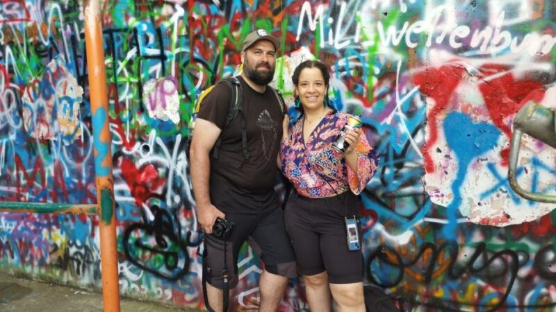 Medellín: Comuna 13 Tour With Spray Painting and Ice Cream - Cultural Experience