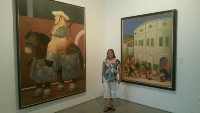 Medellín: Cultural City & Museum Tour - Accessibility and Group Type