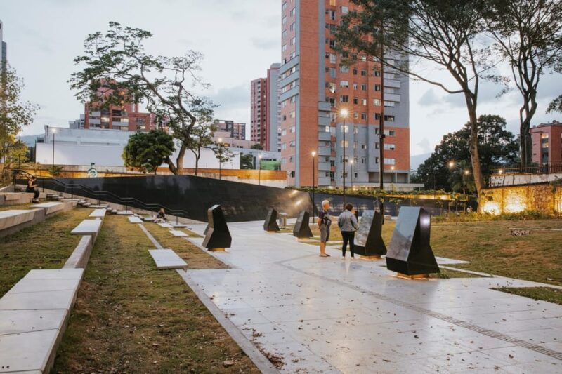 Medellin: Escobar Uncovered Tour Full Experience - Key Points