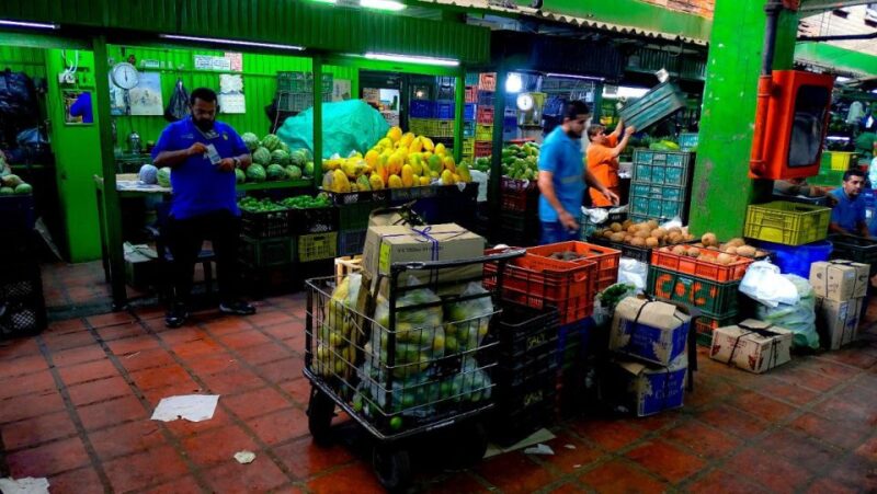 Medellín: Exotic Fruits and Explore the Local Markets - Market Visit Highlights