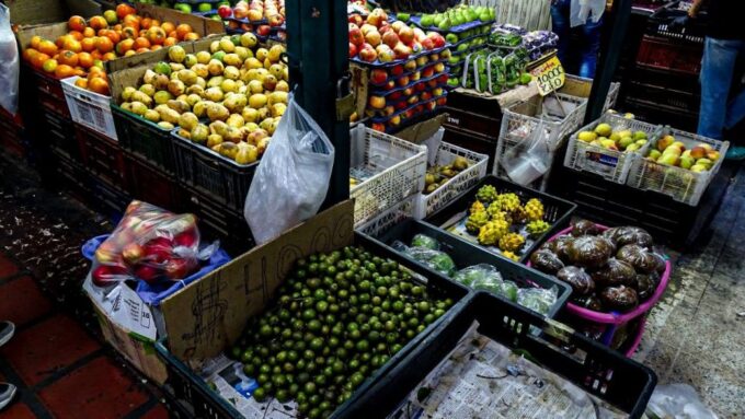 Medellín: Exotic Fruits and Explore the Local Markets - Authentic Gastronomic Experience