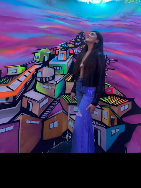 Medellín: Exploring Comuna 13 Guided Tour and Graffiti Art - Itinerary and Experience