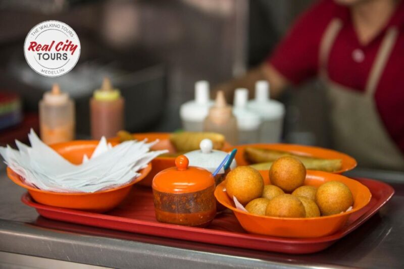 Medellin Food Tour Laureles - Key Points