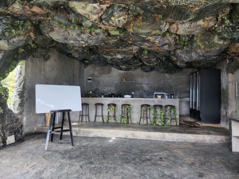 Medellin: Glamping Spa and Coffee Tour Experience - Accommodation Details