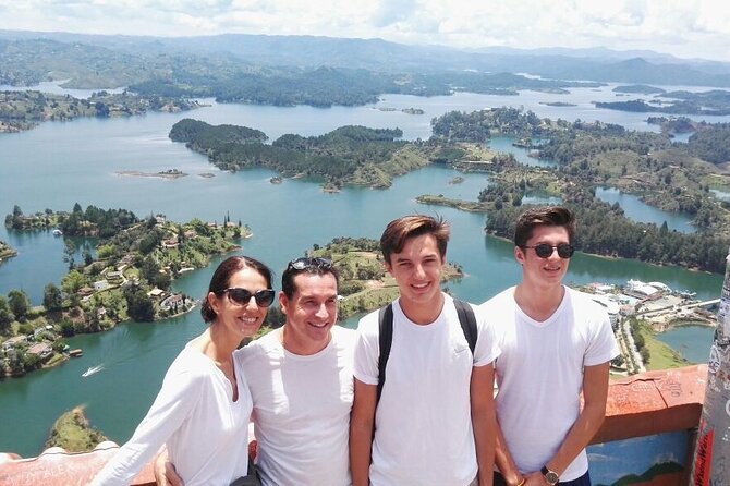 Medellin Guatapé and El Peñól Private Tour (8 Hrs.) - Key Points