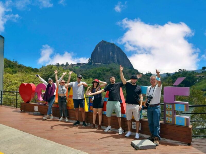 Medellín: Guatapé Tour and Luxury Boat Ride - Customer Reviews
